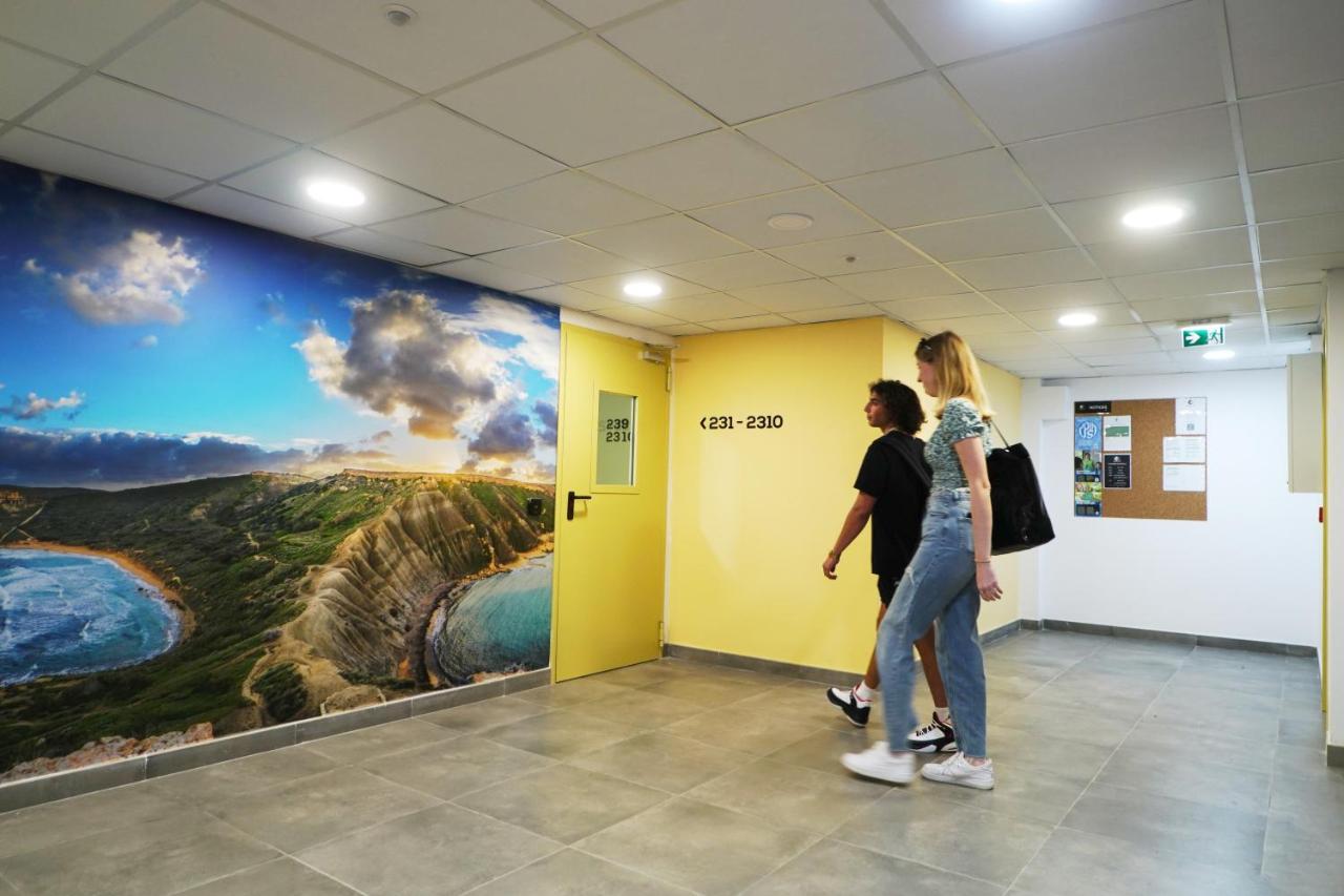 Campus Hub Hostel มซิดา ภายนอก รูปภาพ
