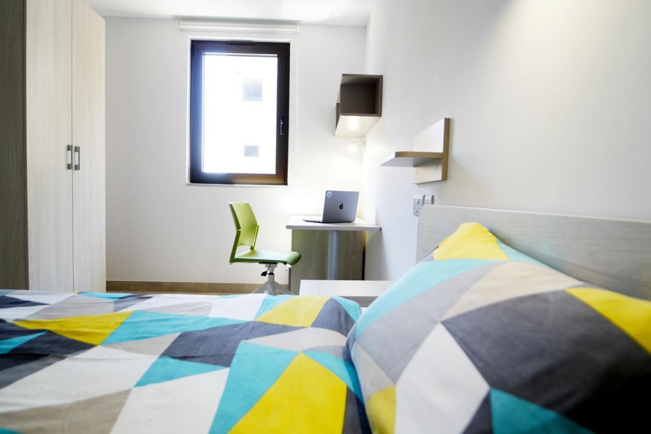Campus Hub Hostel มซิดา ภายนอก รูปภาพ